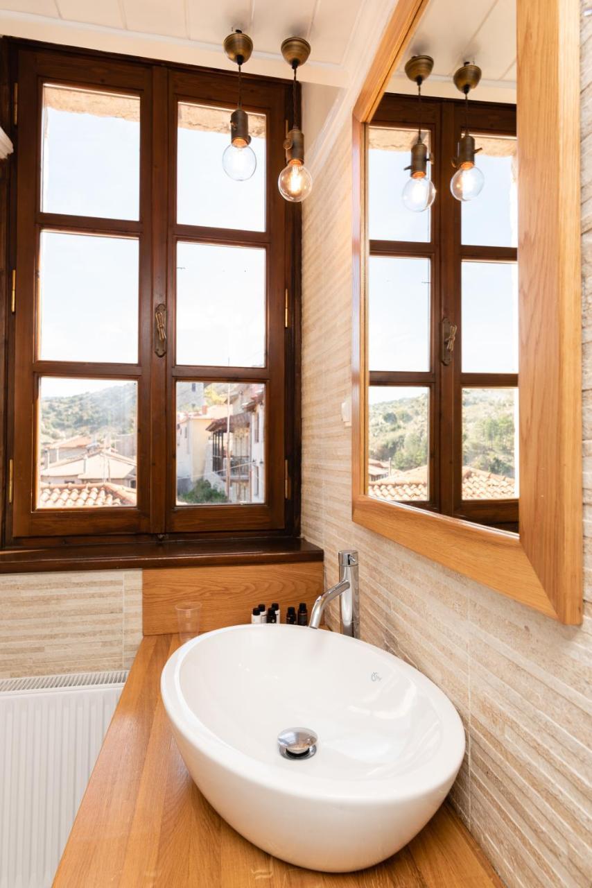 Kaza Guesthouse Діміцана Екстер'єр фото