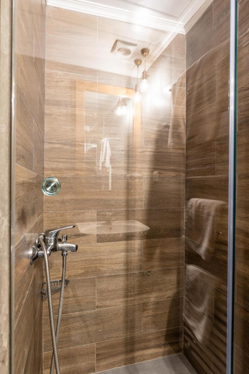 Kaza Guesthouse Діміцана Екстер'єр фото