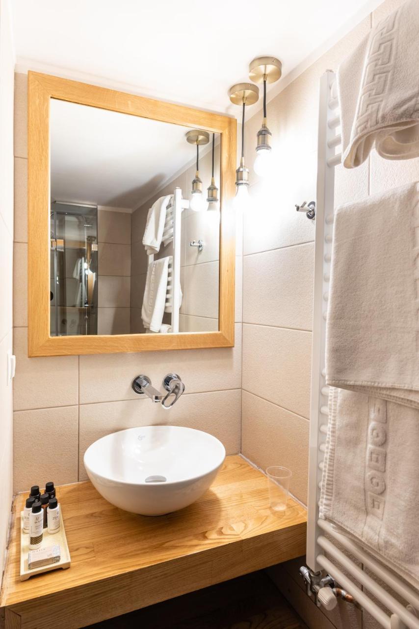 Kaza Guesthouse Діміцана Екстер'єр фото
